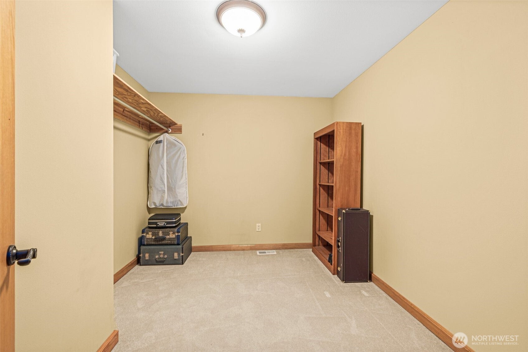 Kent, Washington, 98042, United States, 4 Bedrooms Bedrooms, ,4 BathroomsBathrooms,Residential,Active,1908132