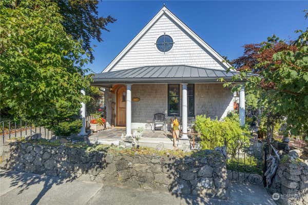 810 LAWRENCE ST, PORT TOWNSEND, WA 98368 - Image 1