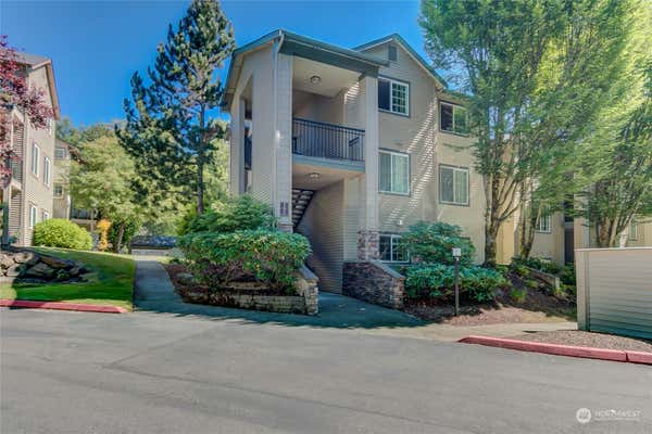 25025 SE KLAHANIE BLVD APT J301, SAMMAMISH, WA 98029 - Image 1