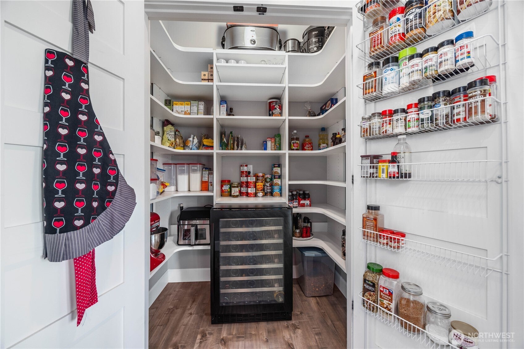 Orondo, Washington, 98843, United States, 4 Bedrooms Bedrooms, ,2 BathroomsBathrooms,Residential,Active,1919394