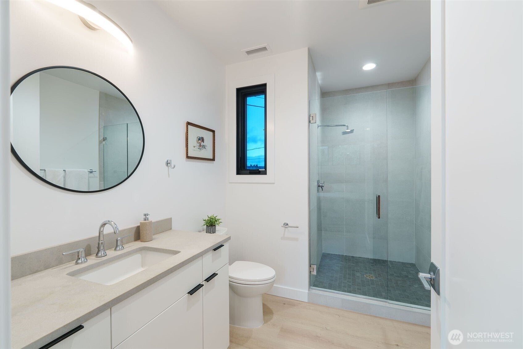 Tacoma, Washington, 98465, United States, 3 Bedrooms Bedrooms, ,4 BathroomsBathrooms,Residential,Active,1844266