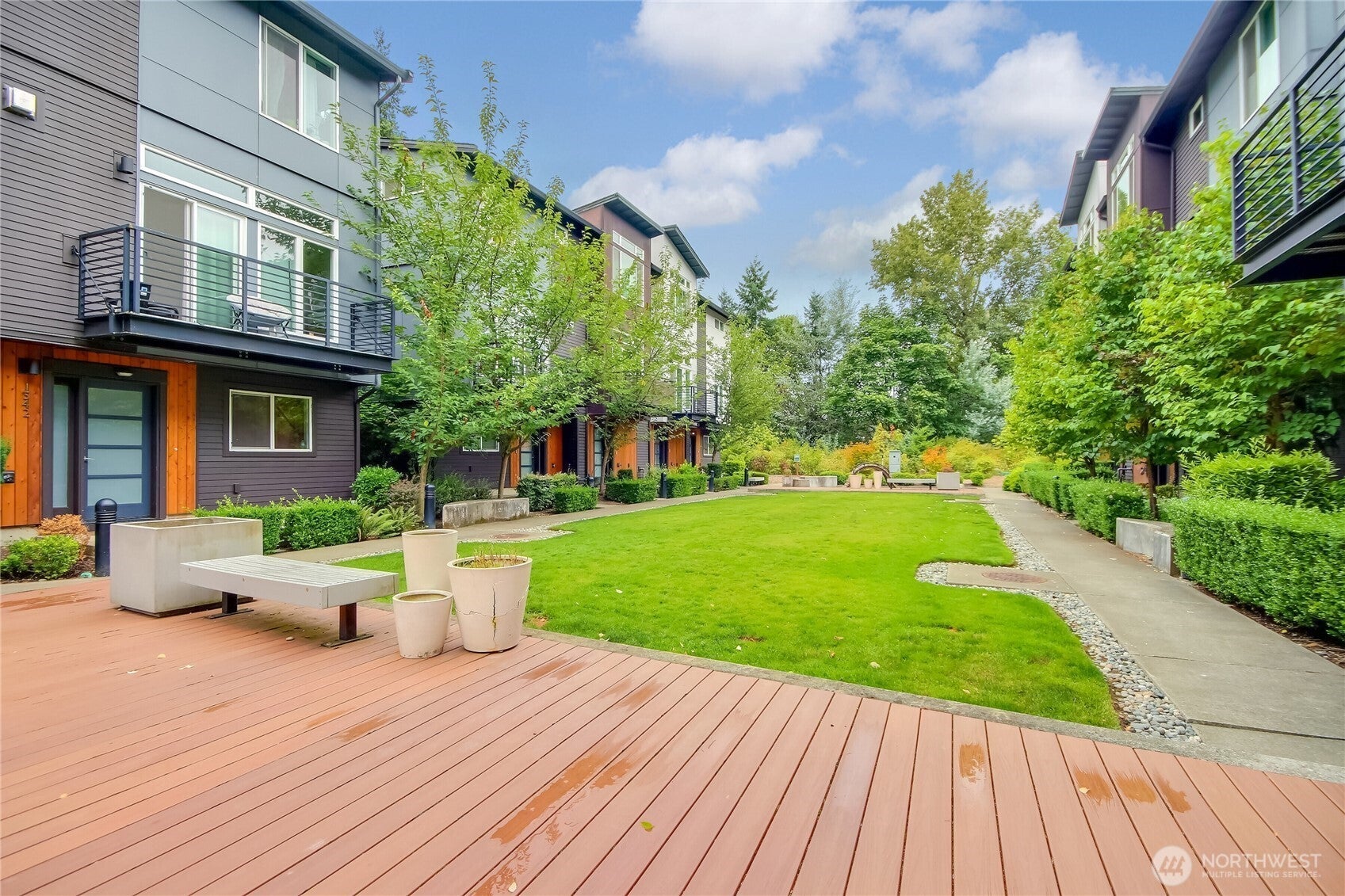 Bellevue, Washington, 98005, United States, 5 Bedrooms Bedrooms, ,4 BathroomsBathrooms,Residential,Active,1914804