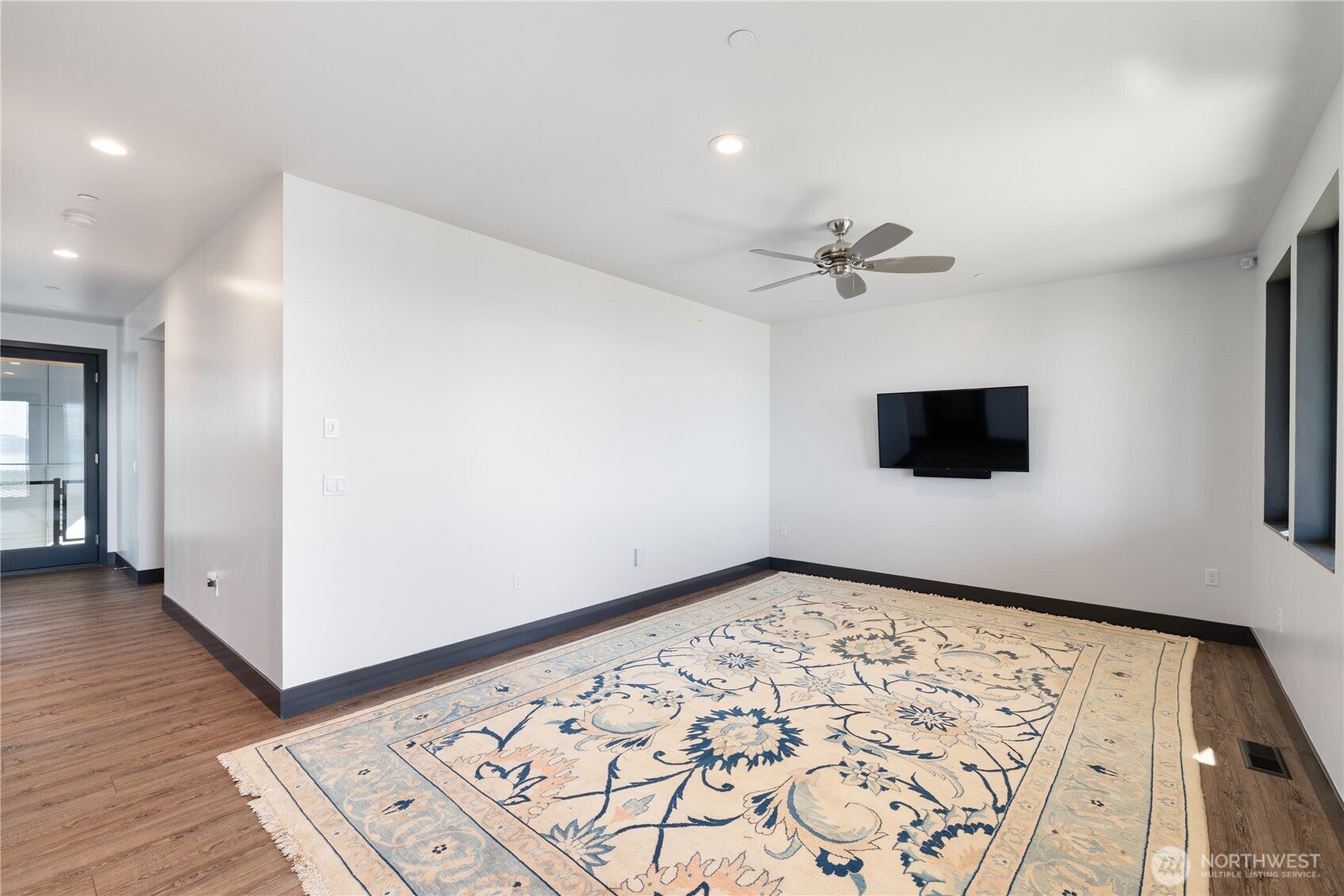 Anacortes, Washington, 98221, United States, 3 Bedrooms Bedrooms, ,3 BathroomsBathrooms,Residential,Active,1968386