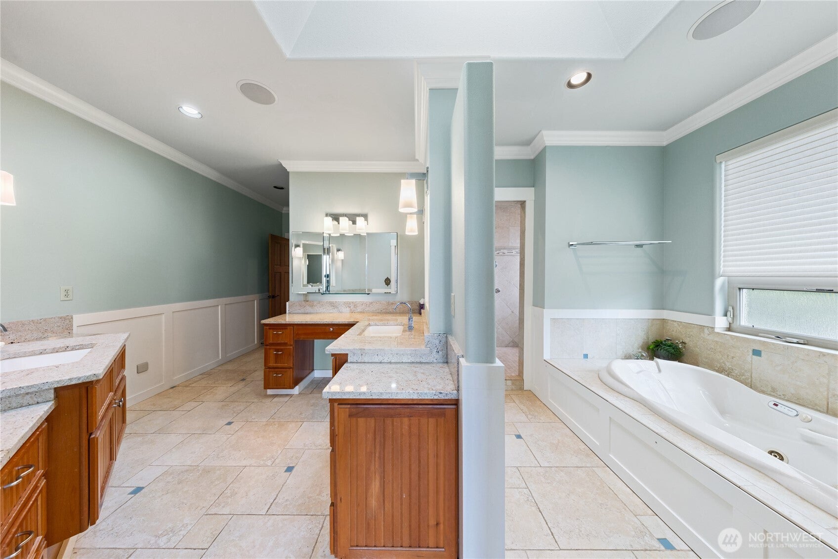 Anacortes, Washington, 98221, United States, 4 Bedrooms Bedrooms, ,3 BathroomsBathrooms,Residential,Pending,1968376