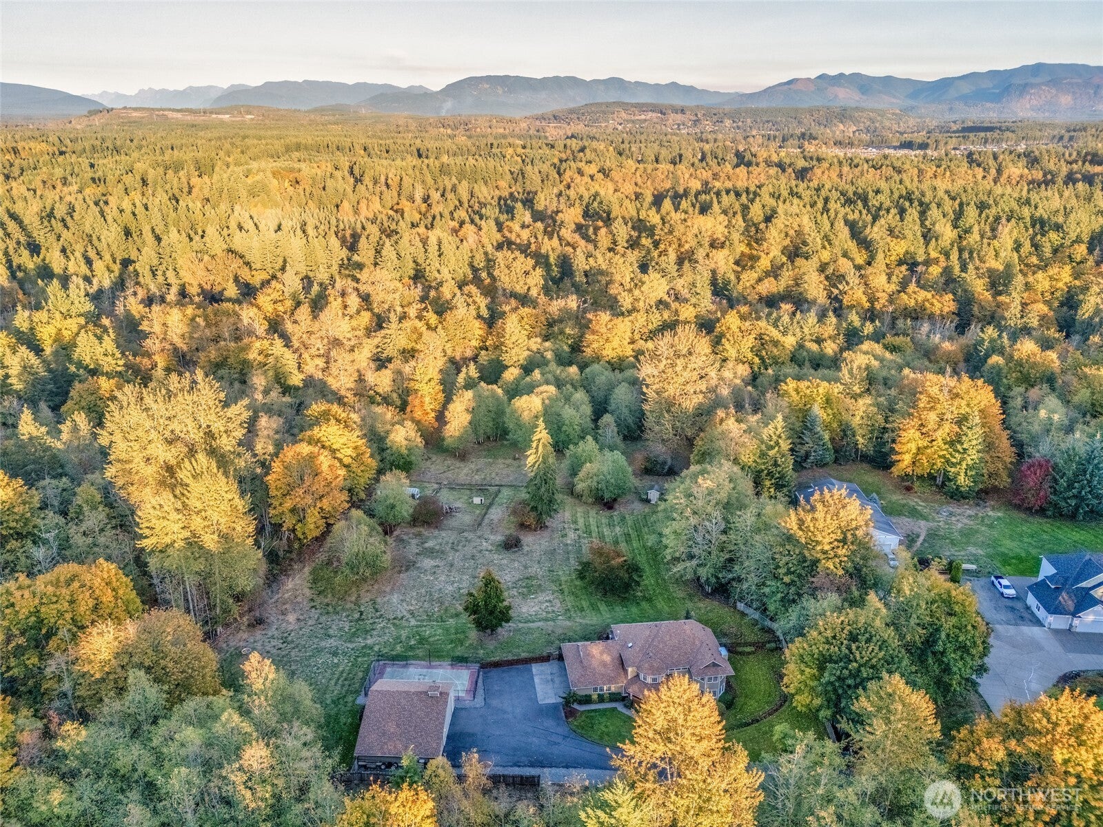 Auburn, Washington, 98092, United States, 4 Bedrooms Bedrooms, ,3 BathroomsBathrooms,Residential,Active,1968380