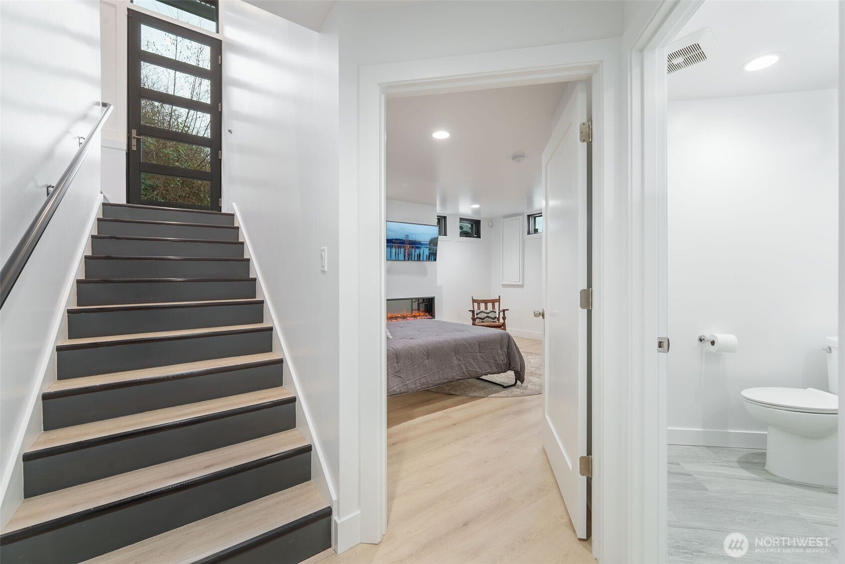 Tacoma, Washington, 98465, United States, 3 Bedrooms Bedrooms, ,4 BathroomsBathrooms,Residential,Active,1844266