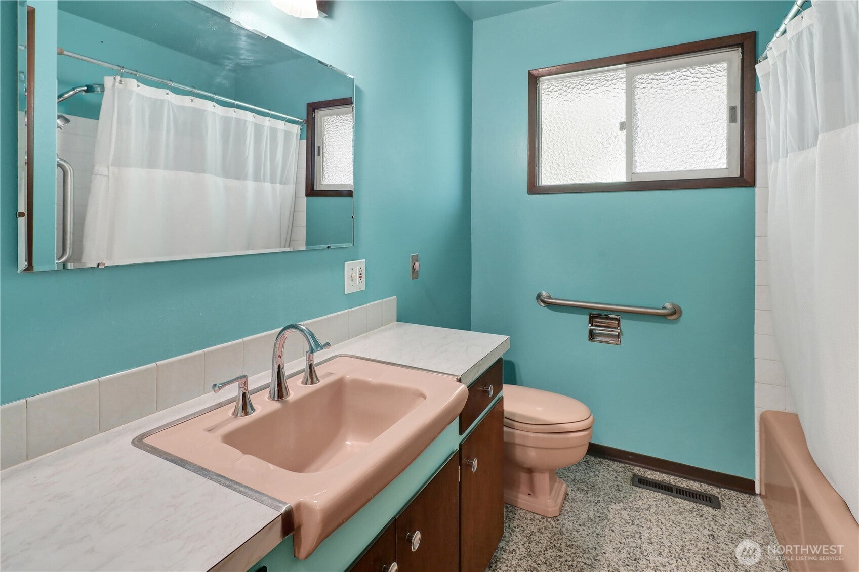 Bellingham, Washington, 98225, United States, 3 Bedrooms Bedrooms, ,2 BathroomsBathrooms,Residential,Active,1824012