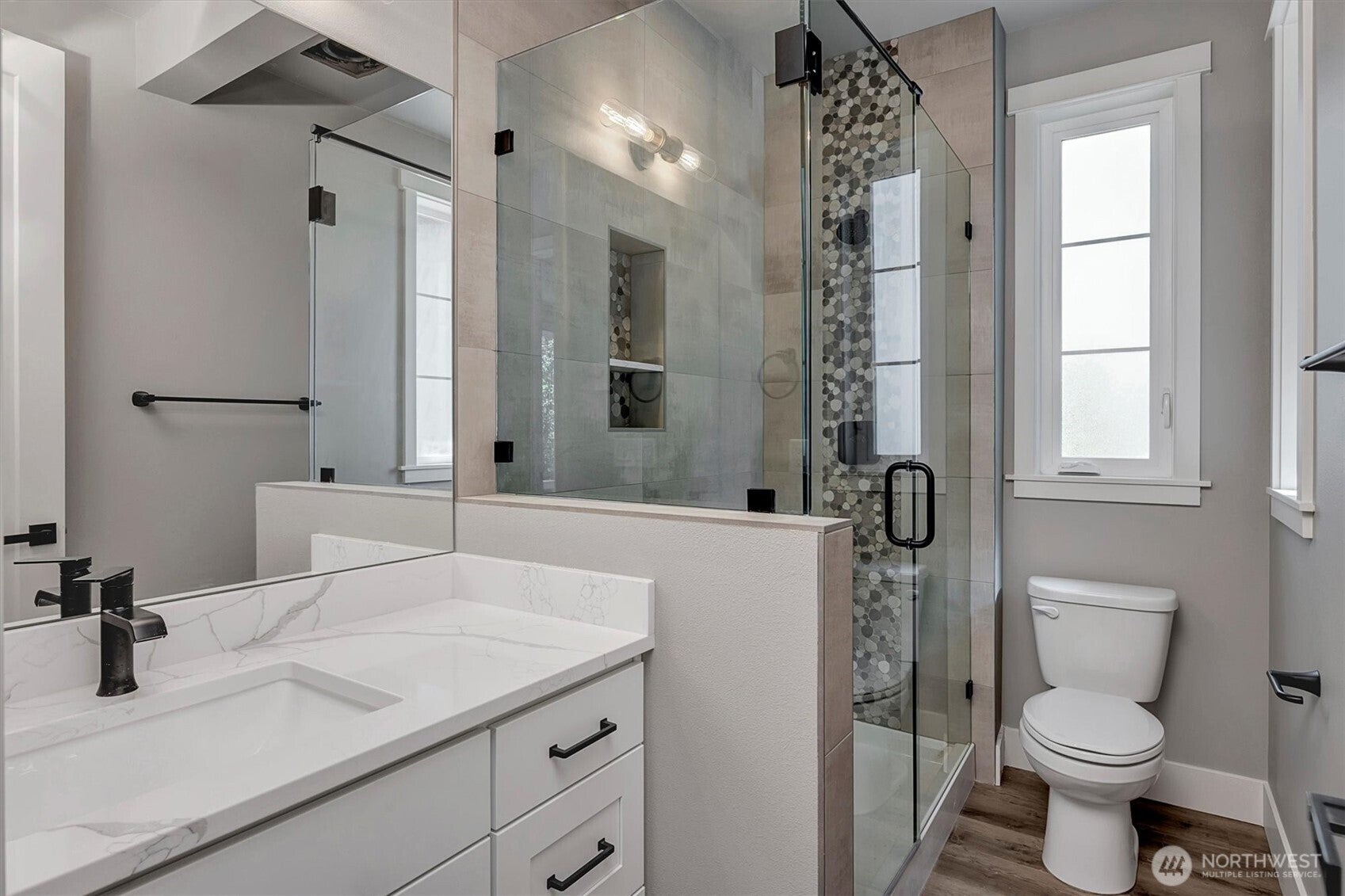 Sammamish, Washington, 98074, United States, 4 Bedrooms Bedrooms, ,4 BathroomsBathrooms,Residential,Active,1886848