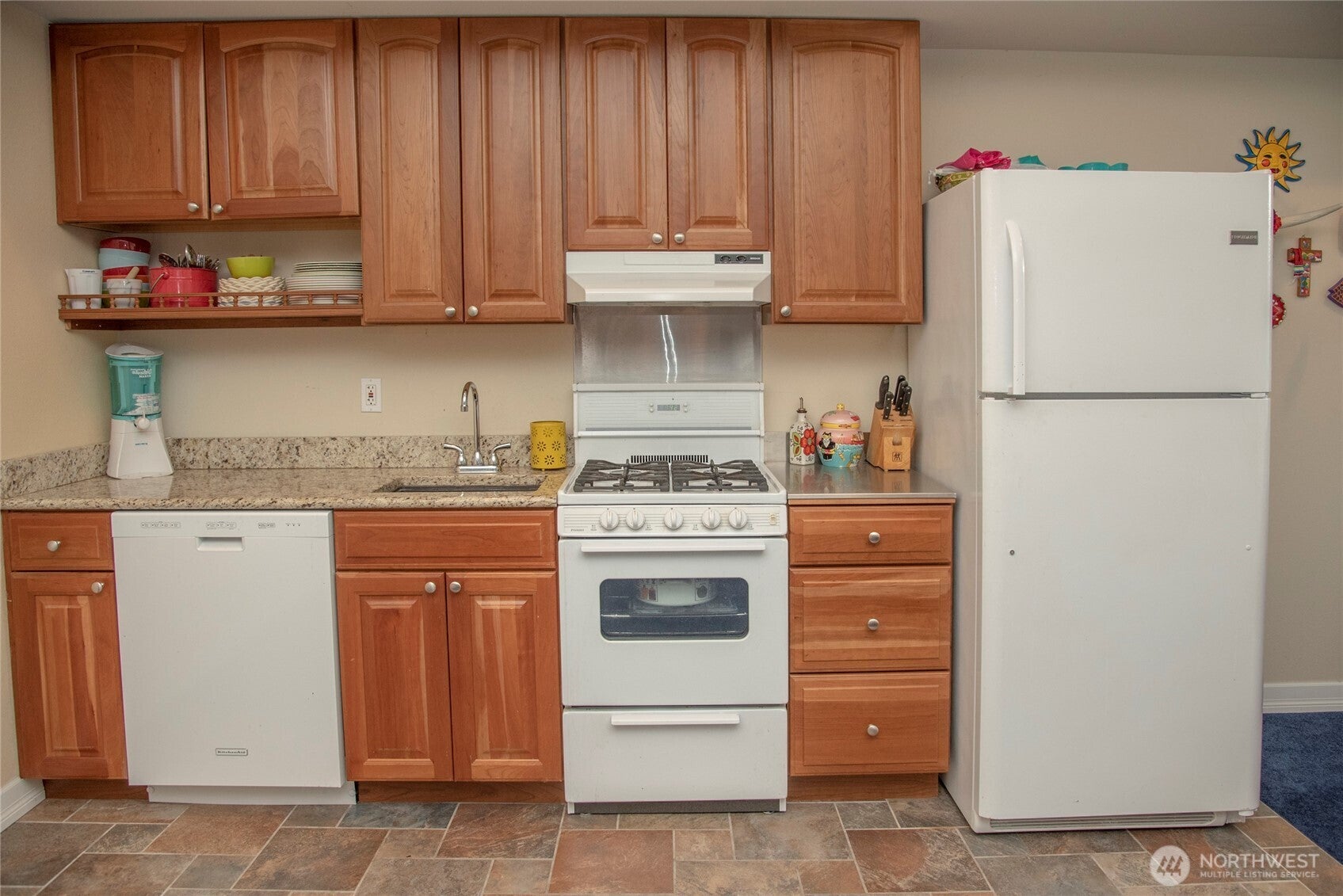 Quincy, Washington, 98848, United States, 4 Bedrooms Bedrooms, ,4 BathroomsBathrooms,Residential,Active,1824915