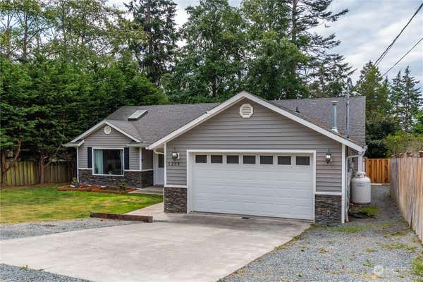 1264 MITSCHER DR, COUPEVILLE, WA 98239, photo 3 of 37