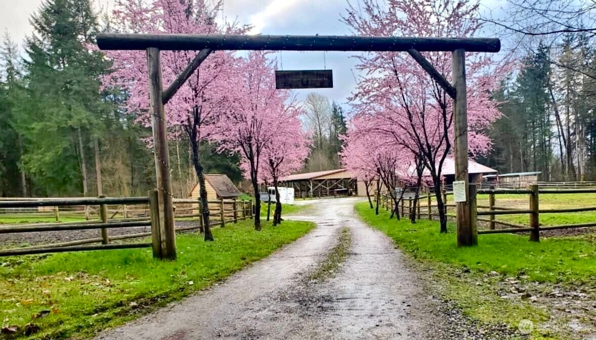 Carnation, Washington, 98014, United States, 4 Bedrooms Bedrooms, ,4 BathroomsBathrooms,Residential,Active,1810418