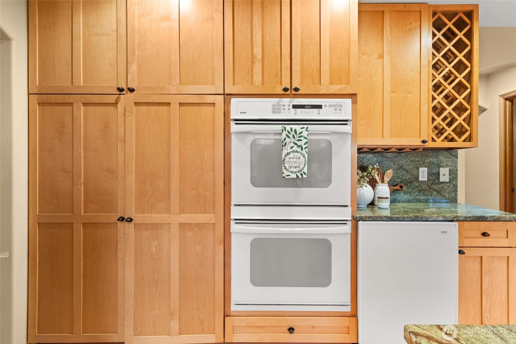 Auburn, Washington, 98092, United States, 4 Bedrooms Bedrooms, ,3 BathroomsBathrooms,Residential,Active,1968380