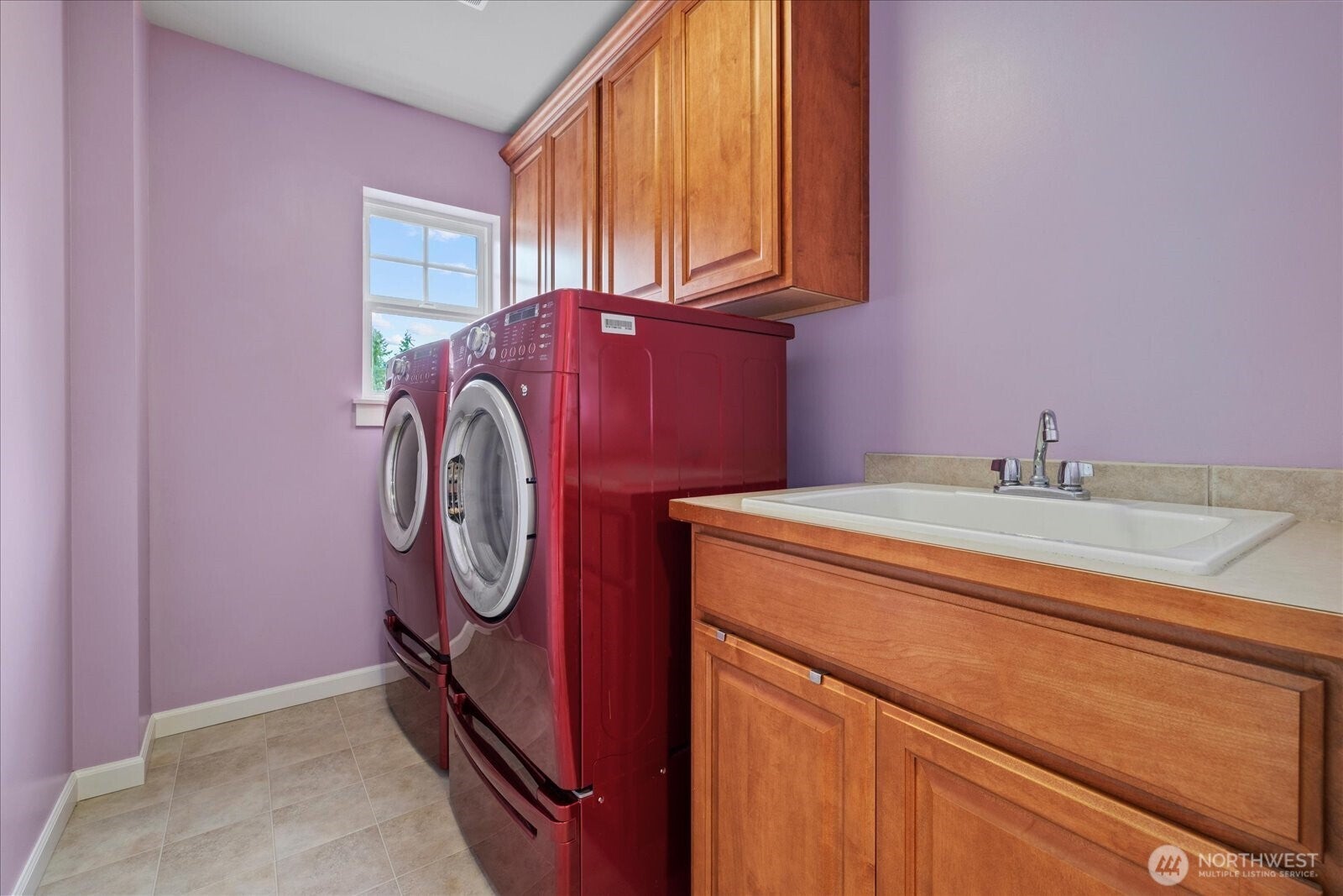 Newcastle, Washington, 98056, United States, 4 Bedrooms Bedrooms, ,3 BathroomsBathrooms,Residential,Active,1850683