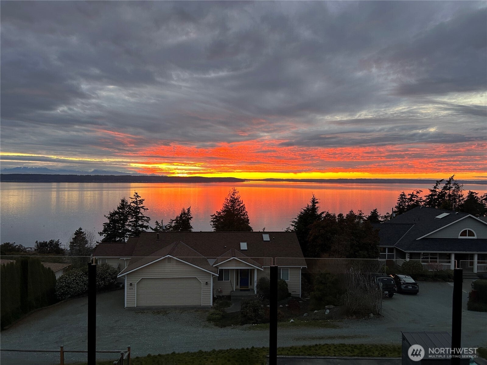Camano Island, Washington, 98282, United States, 4 Bedrooms Bedrooms, ,3 BathroomsBathrooms,Residential,Active,1973528