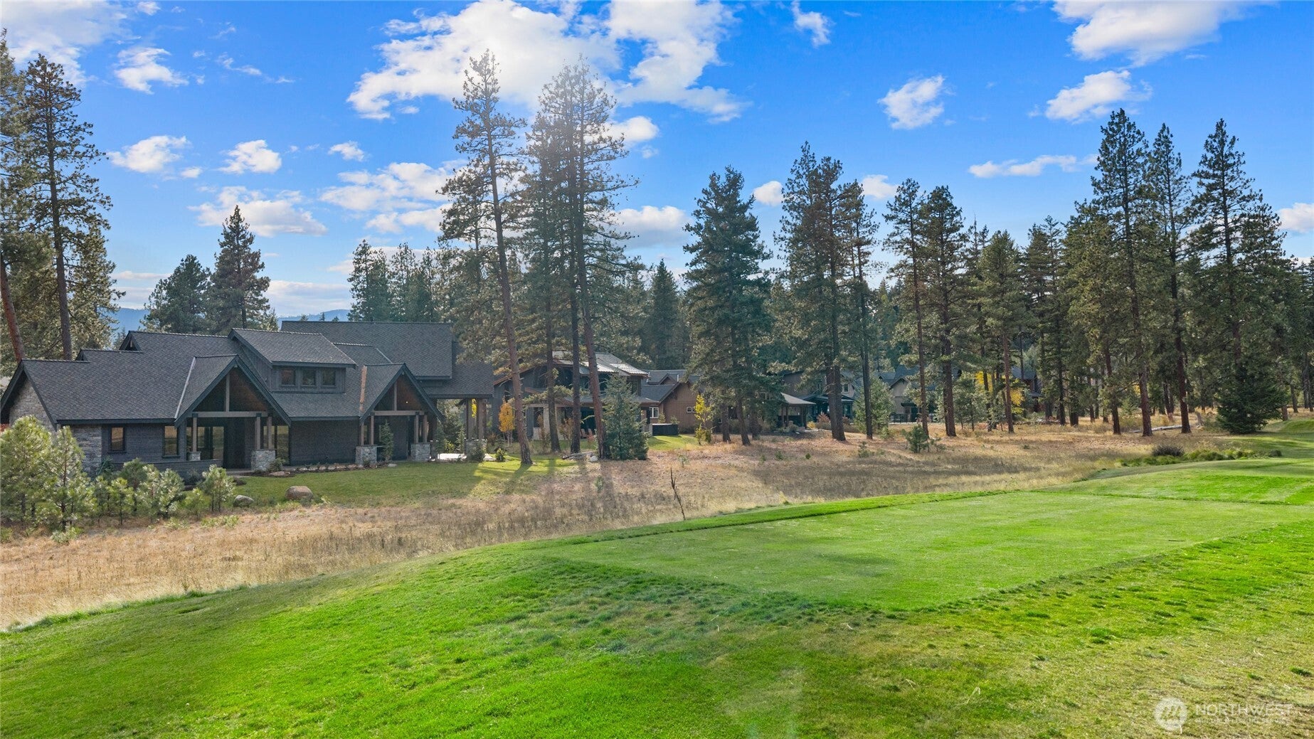 Cle Elum, Washington, 98922, United States, 5 Bedrooms Bedrooms, ,6 BathroomsBathrooms,Residential,Active,2012925