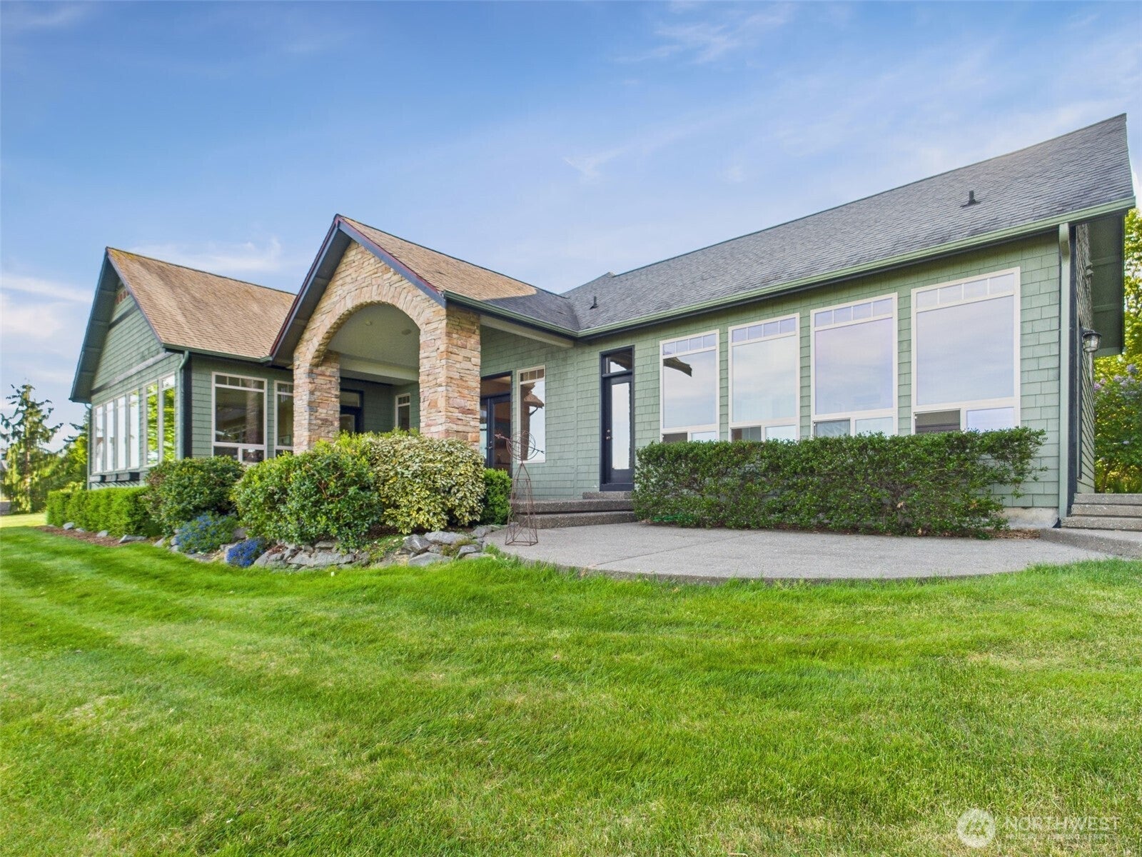 Olympia, Washington, 98512, United States, ,2 BathroomsBathrooms,Residential,Active,1800183