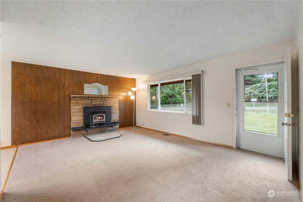 19234 SE 170TH ST, RENTON, WA 98058, photo 4 of 20