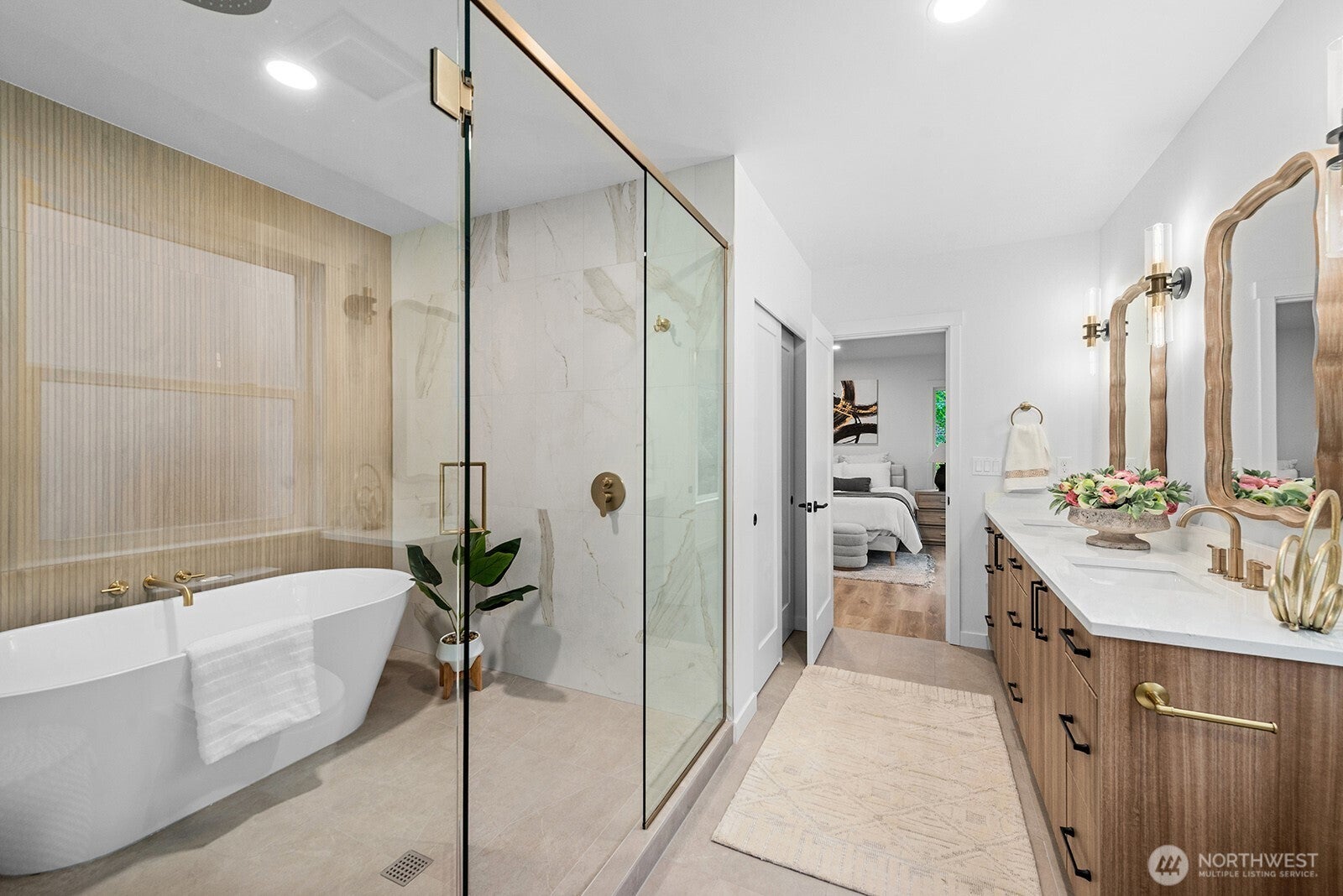 Seattle, Washington, 98125, United States, 4 Bedrooms Bedrooms, ,4 BathroomsBathrooms,Residential,Active,1988485