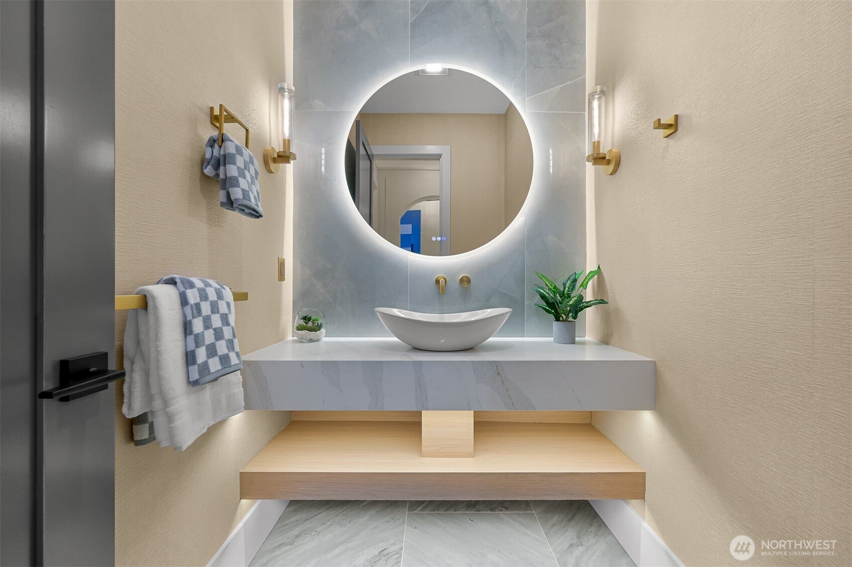 Anacortes, Washington, 98221, United States, 3 Bedrooms Bedrooms, ,4 BathroomsBathrooms,Residential,Active,1990672