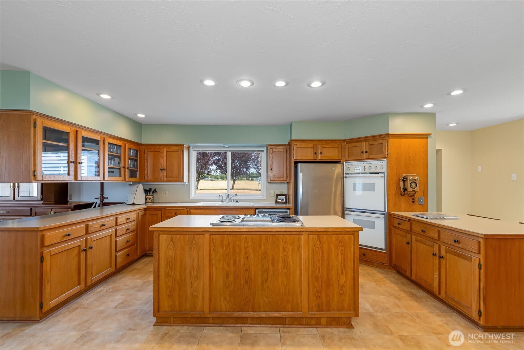 Sequim, Washington, 98382, United States, 3 Bedrooms Bedrooms, ,4 BathroomsBathrooms,Residential,Active,1871579