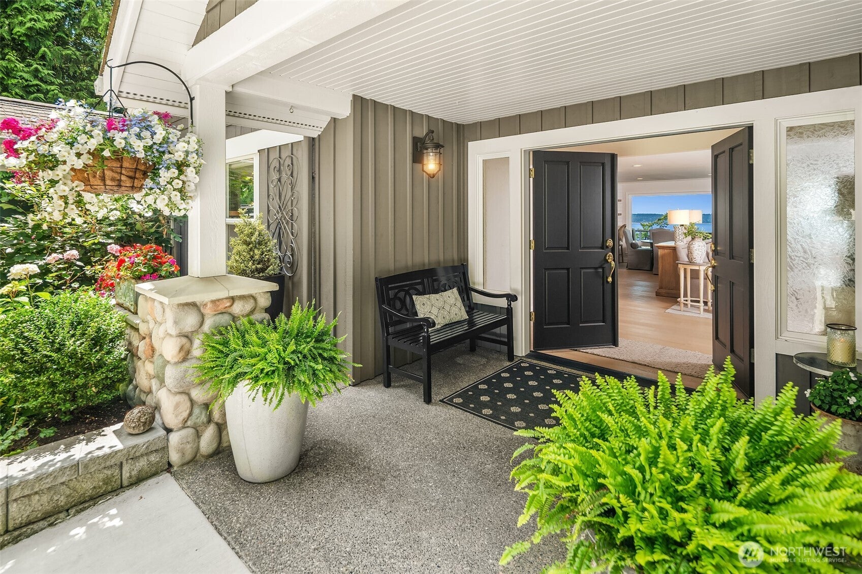 Camano Island, Washington, 98282, United States, 2 Bedrooms Bedrooms, ,2 BathroomsBathrooms,Residential,Active,1902927