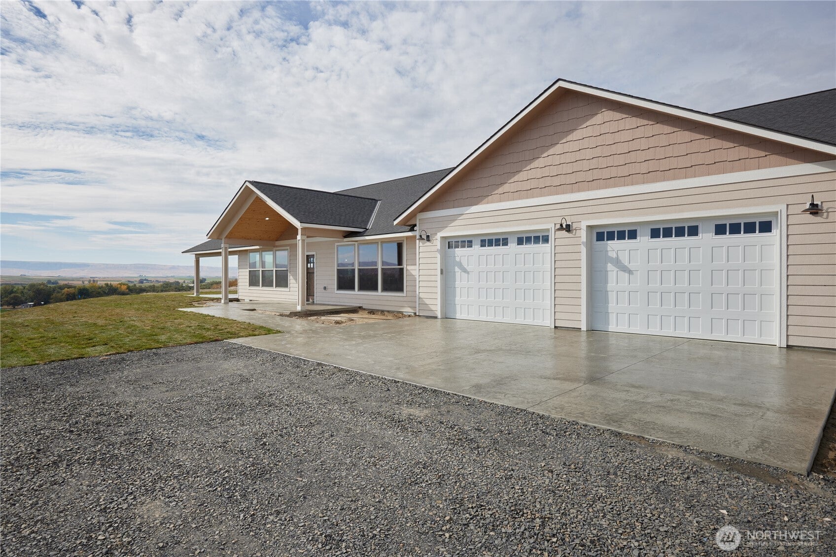 Walla Walla, Washington, 99362, United States, 5 Bedrooms Bedrooms, ,6 BathroomsBathrooms,Residential,Active,1967110