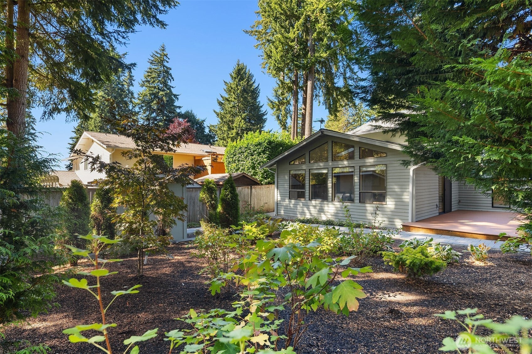 Redmond, Washington, 98052, United States, 3 Bedrooms Bedrooms, ,3 BathroomsBathrooms,Residential,Active,1953712