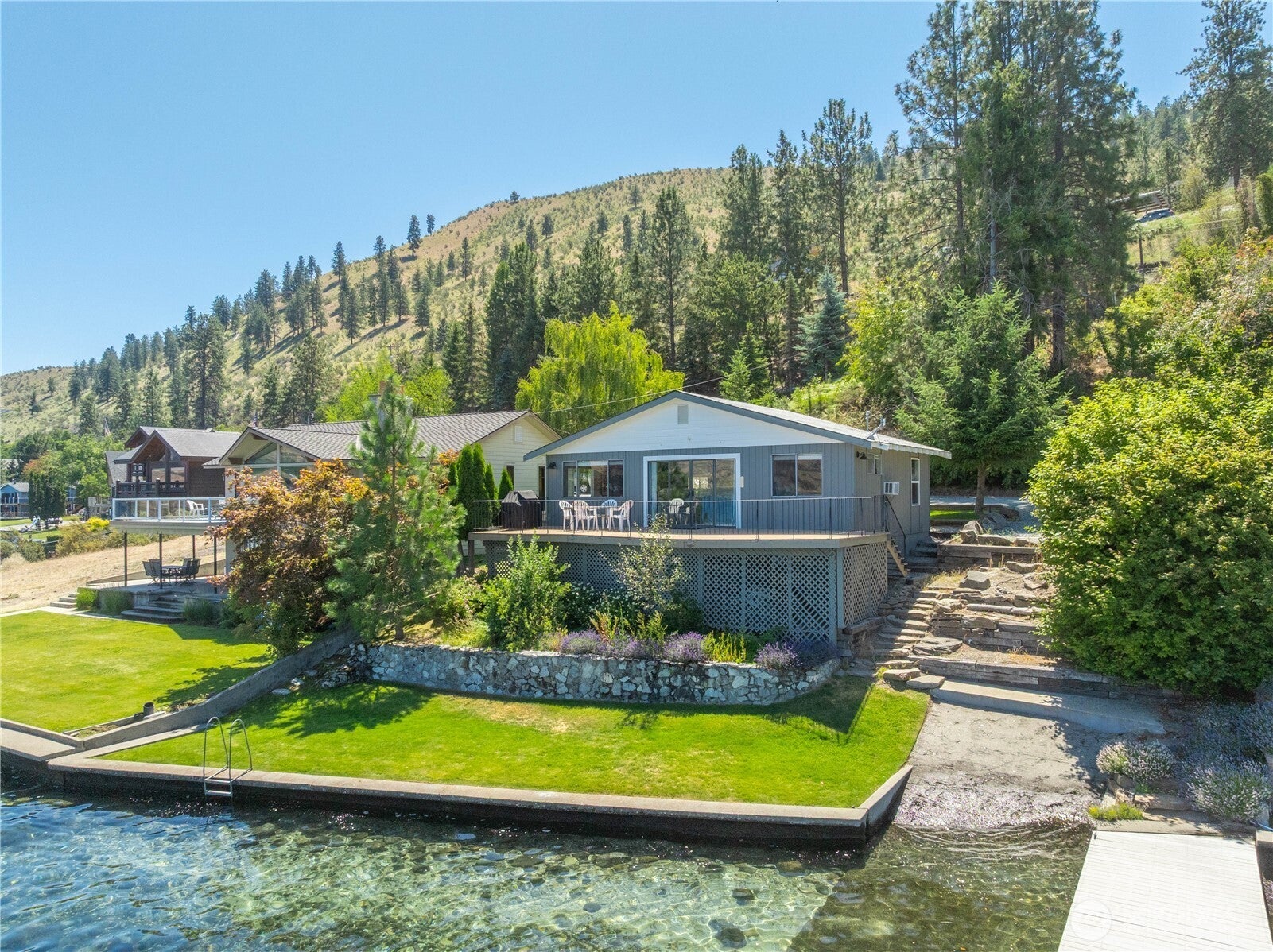 Chelan, Washington, 98816, United States, 2 Bedrooms Bedrooms, ,1 BathroomBathrooms,Residential,Active,1971795