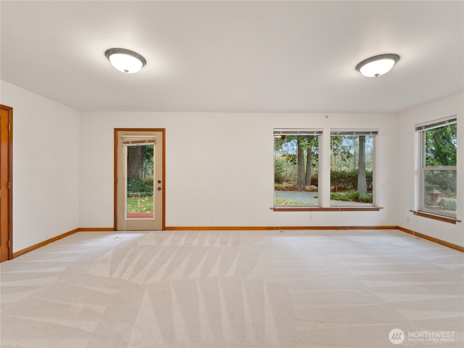 Anacortes, Washington, 98221, United States, 2 Bedrooms Bedrooms, ,3 BathroomsBathrooms,Residential,Active,1997600