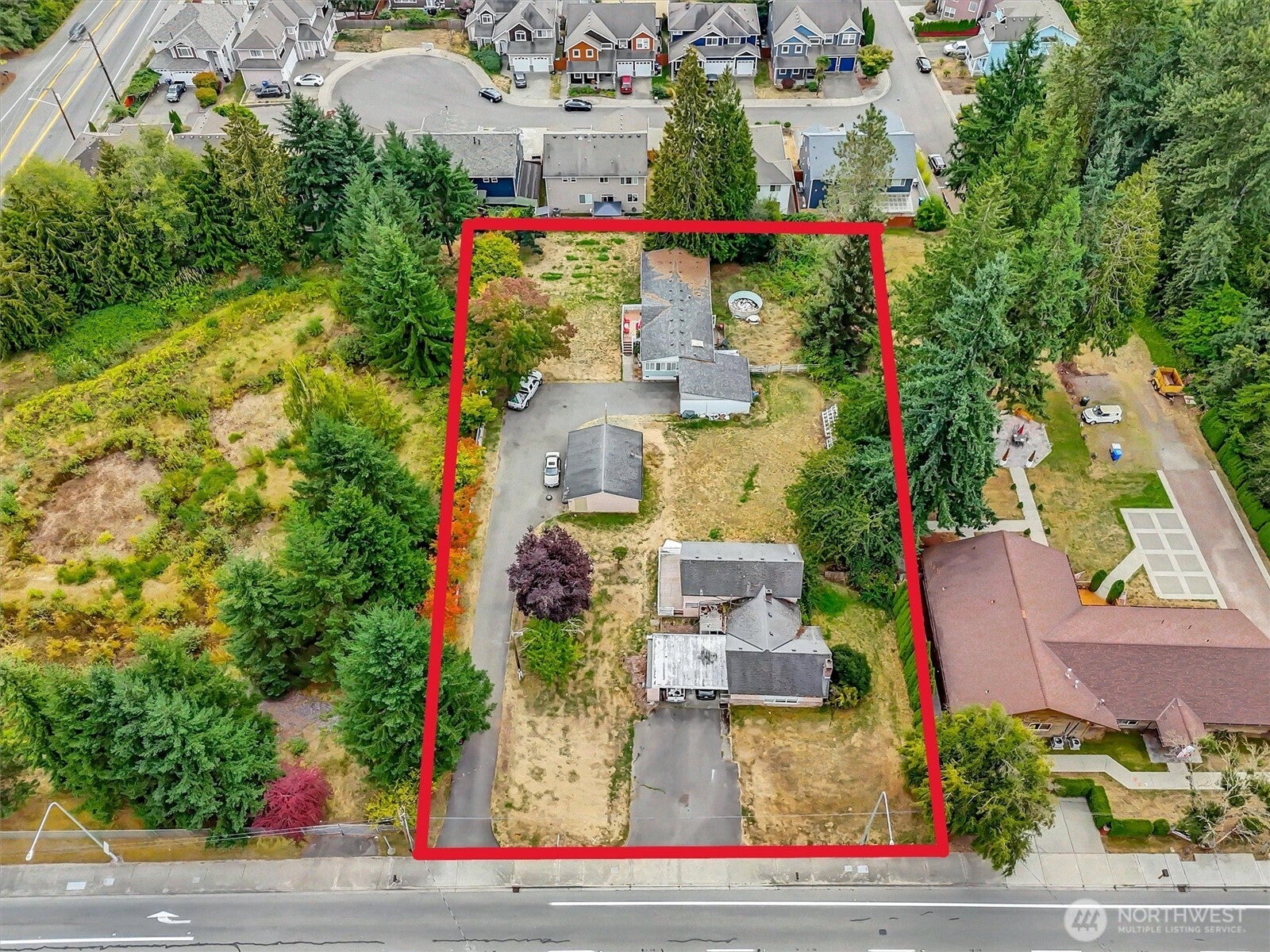 Kent, Washington, 98031, United States, 3 Bedrooms Bedrooms, ,3 BathroomsBathrooms,Residential,Active,1943774