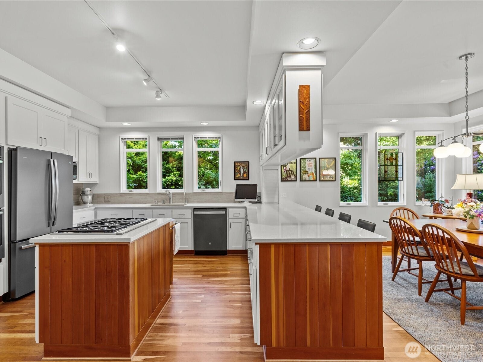 Kirkland, Washington, 98033, United States, ,3 BathroomsBathrooms,Residential,Pending,1852749