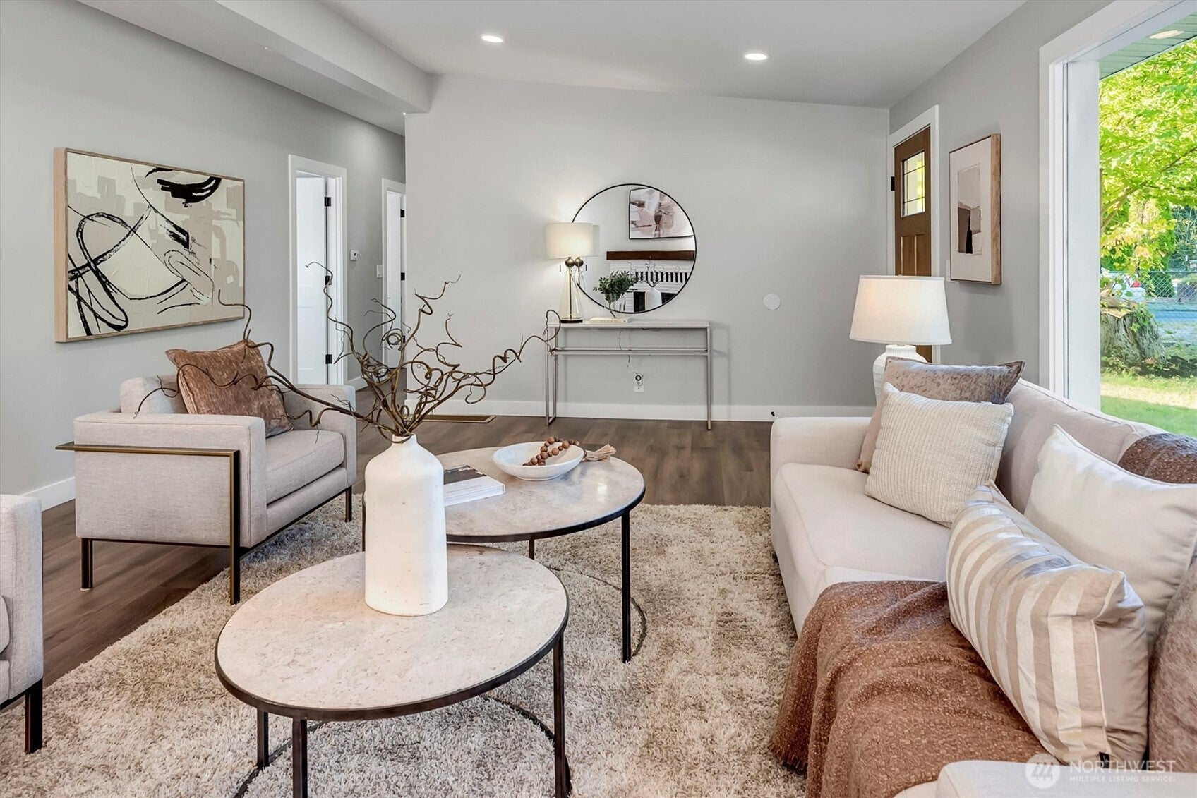 Renton, Washington, 98059, United States, 3 Bedrooms Bedrooms, ,2 BathroomsBathrooms,Residential,Active,1967101