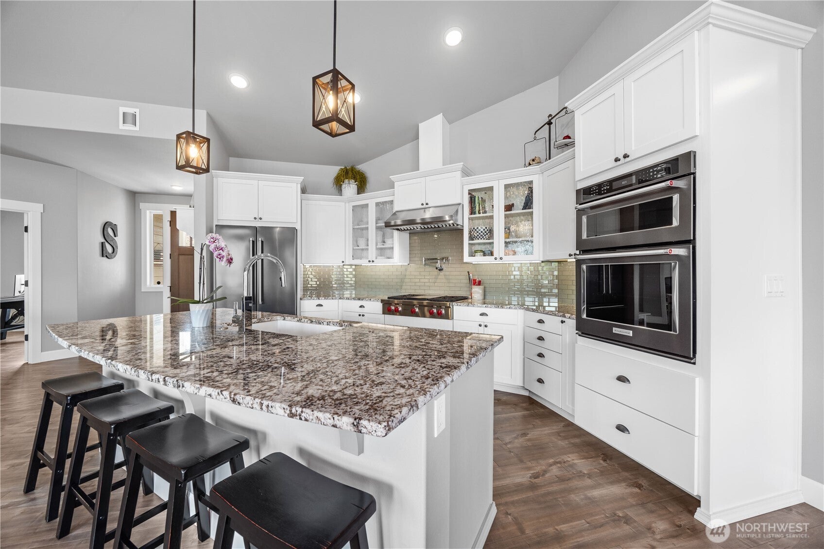 Orondo, Washington, 98843, United States, 4 Bedrooms Bedrooms, ,2 BathroomsBathrooms,Residential,Active,1919394