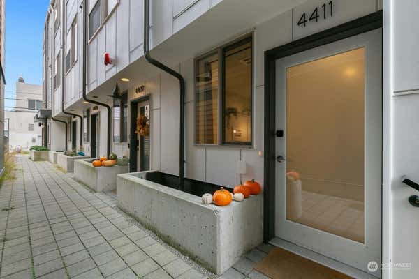 4411 42ND AVE SW, SEATTLE, WA 98116 - Image 1