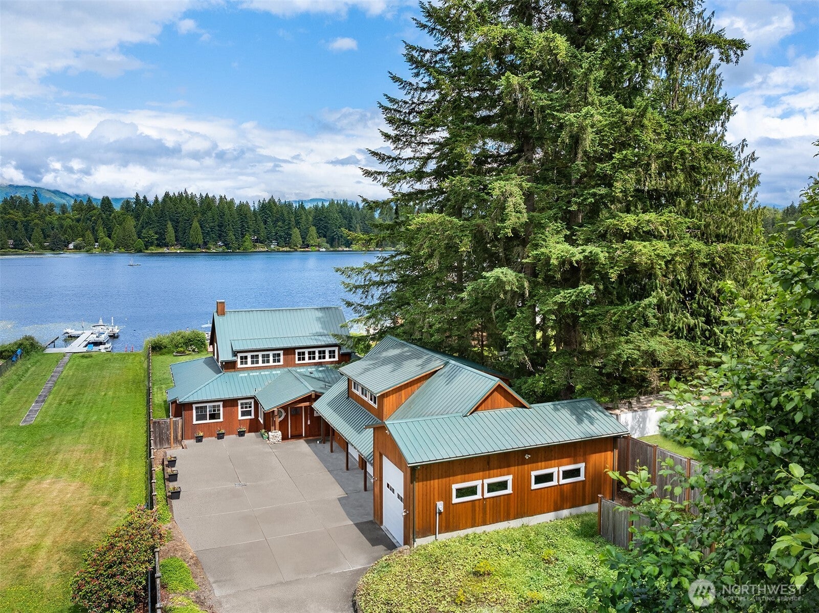 Carnation, Washington, 98014, United States, ,3 BathroomsBathrooms,Residential,Active,1871260
