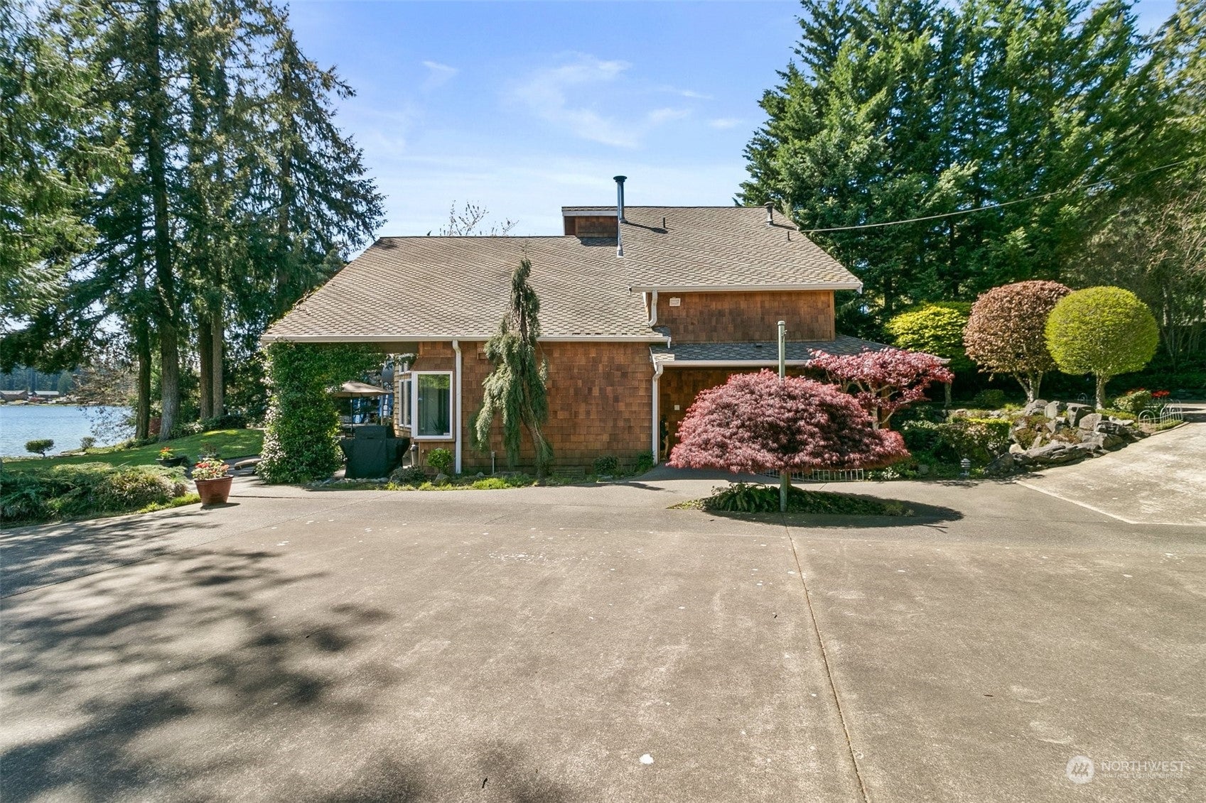 Eatonville, Washington, 98328, United States, 3 Bedrooms Bedrooms, ,4 BathroomsBathrooms,Residential,Pending,1702293