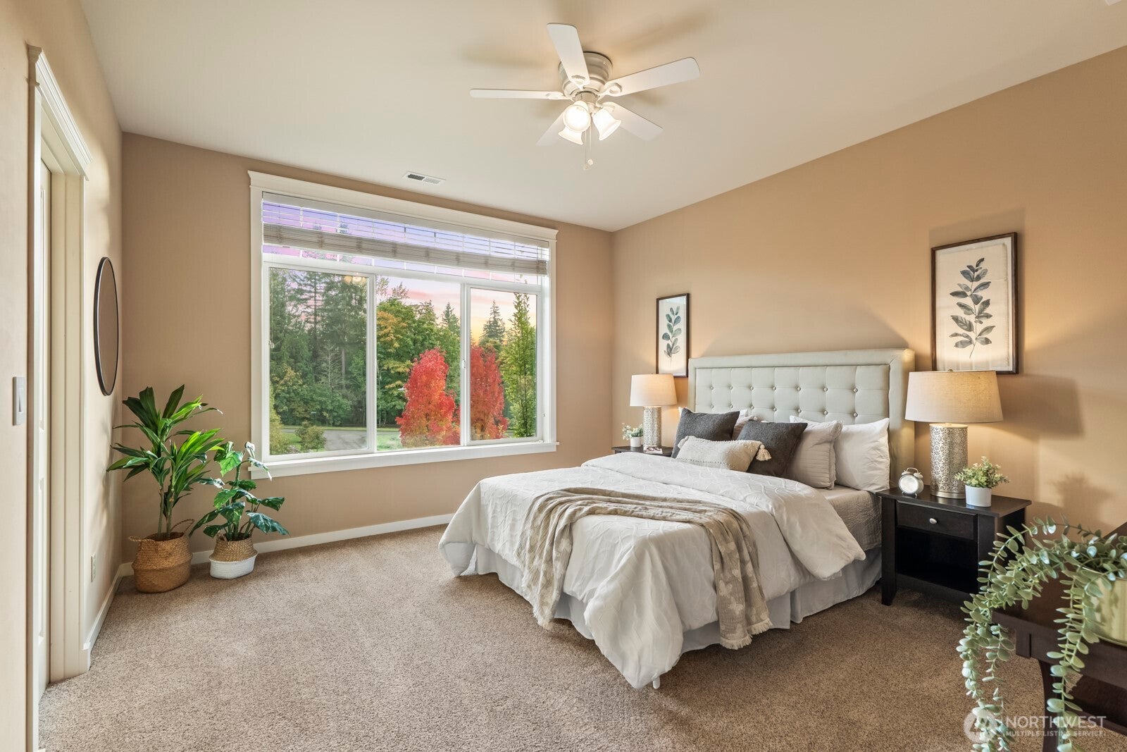 Redmond, Washington, 98053, United States, 4 Bedrooms Bedrooms, ,5 BathroomsBathrooms,Residential,Active,1967297