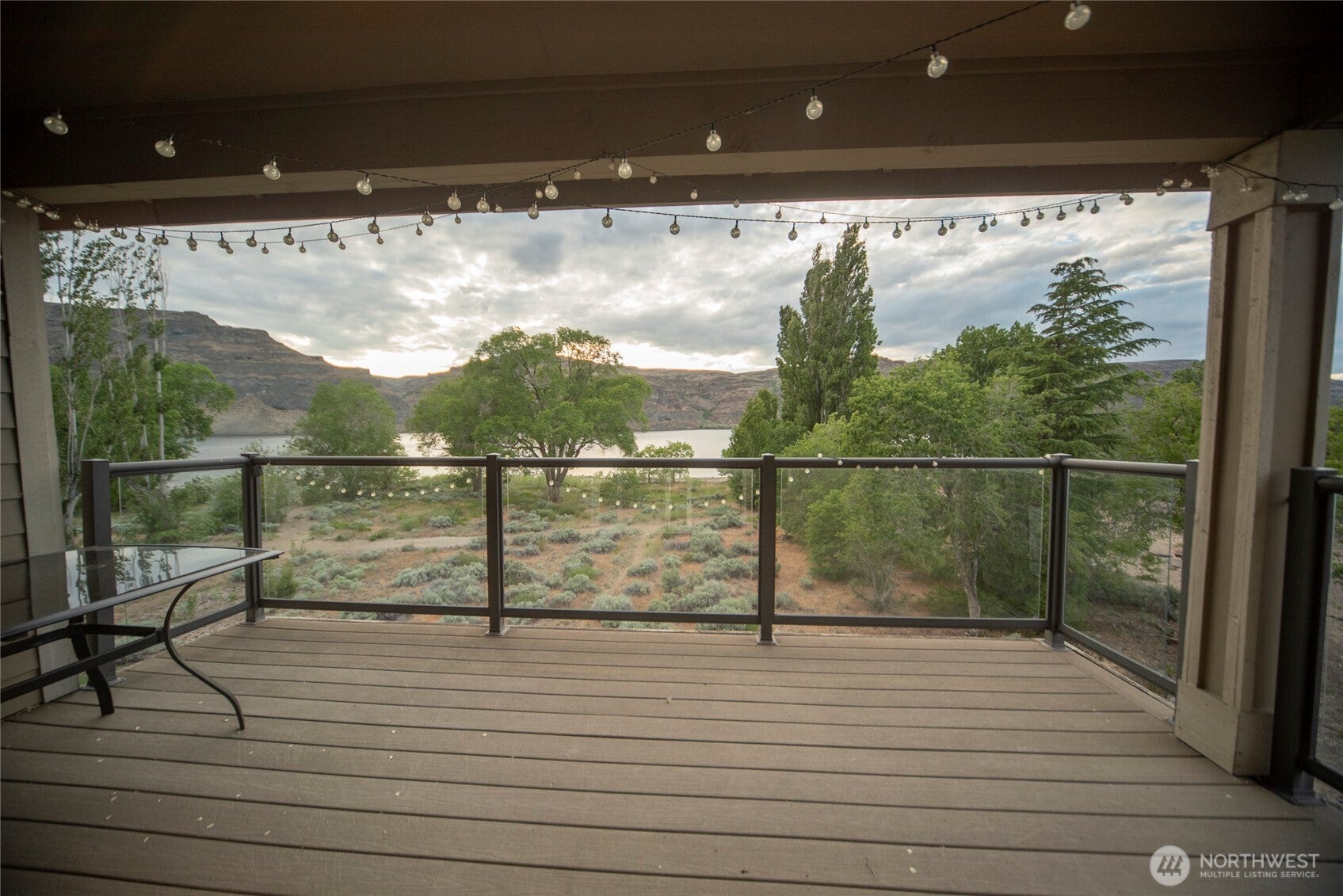 Quincy, Washington, 98848, United States, 4 Bedrooms Bedrooms, ,4 BathroomsBathrooms,Residential,Active,1824915