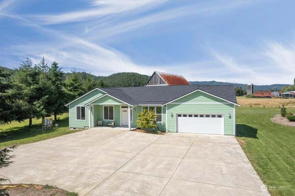 18 BEAVER ESTATES LN, CATHLAMET, WA 98612 - Image 1