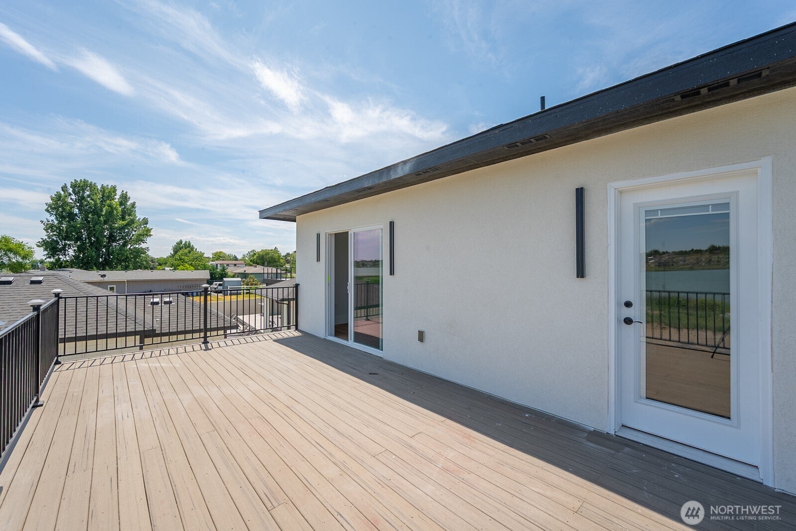 Moses Lake, Washington, 98837, United States, 4 Bedrooms Bedrooms, ,4 BathroomsBathrooms,Residential,Active,1886784