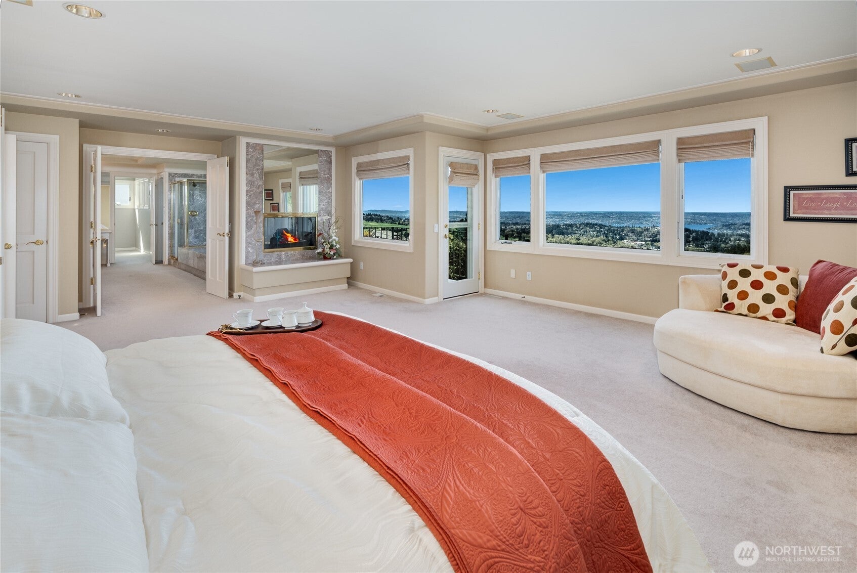 Bellevue, Washington, 98006, United States, 5 Bedrooms Bedrooms, ,6 BathroomsBathrooms,Residential,Active,1871218