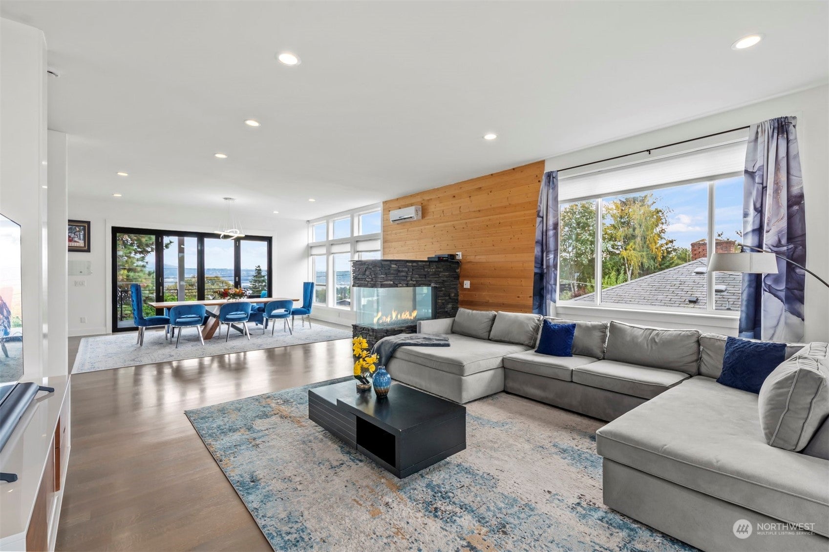 Seattle, Washington, 98178, United States, ,7 BathroomsBathrooms,Residential,Active,1702986