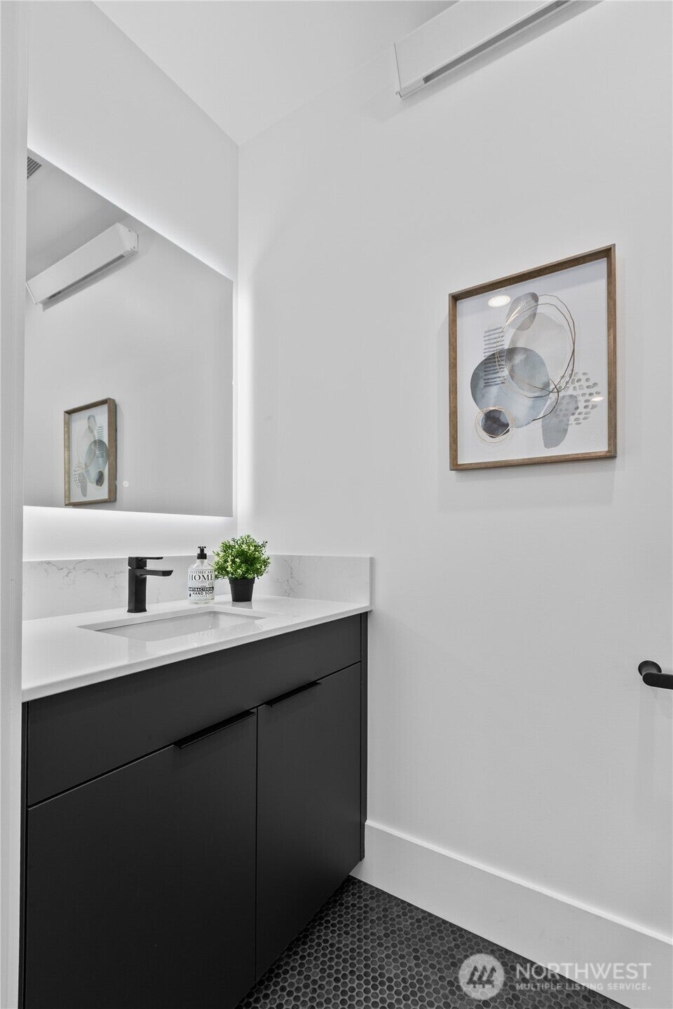 Blaine, Washington, 98230, United States, 3 Bedrooms Bedrooms, ,5 BathroomsBathrooms,Residential,Active,1986880