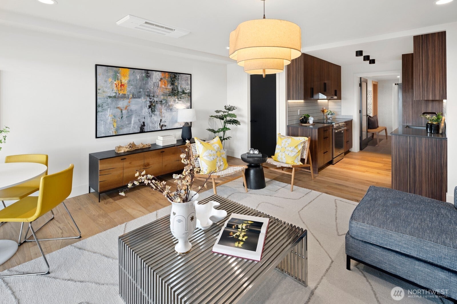 Seattle, Washington, 98118, United States, 6 Bedrooms Bedrooms, ,4 BathroomsBathrooms,Residential,Active,1965834