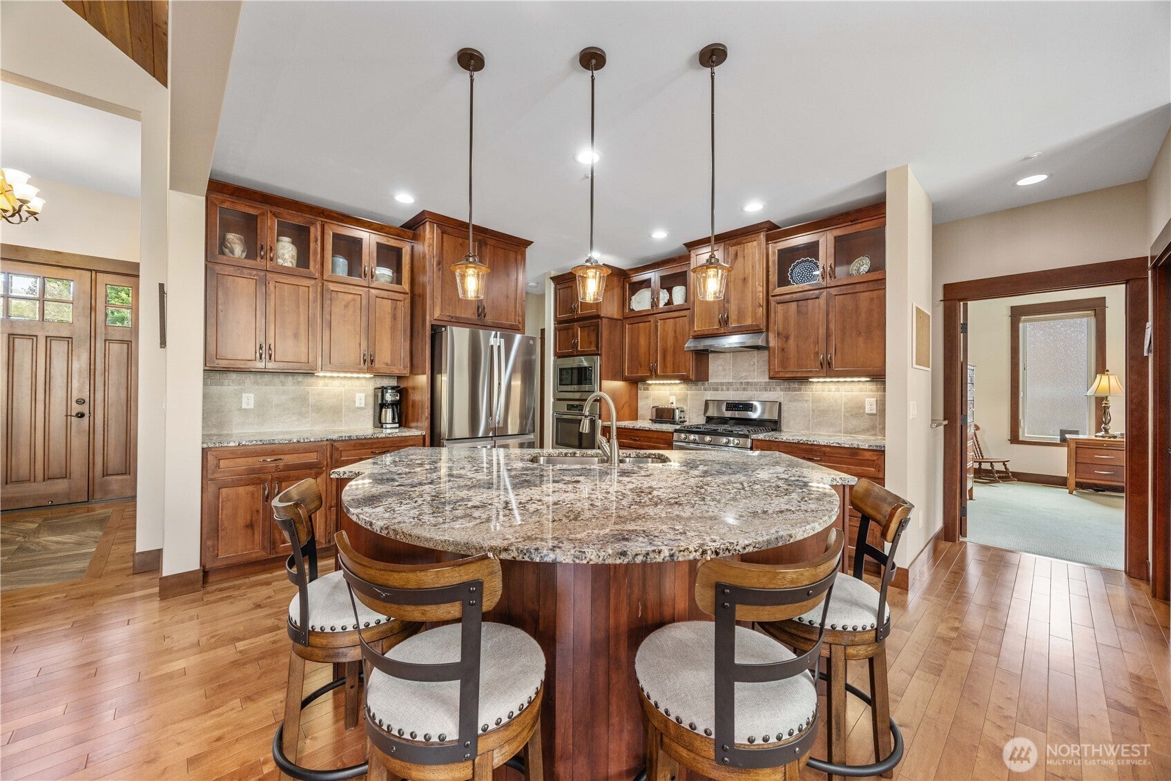 Orondo, Washington, 98843, United States, 3 Bedrooms Bedrooms, ,4 BathroomsBathrooms,Residential,Active,1823970