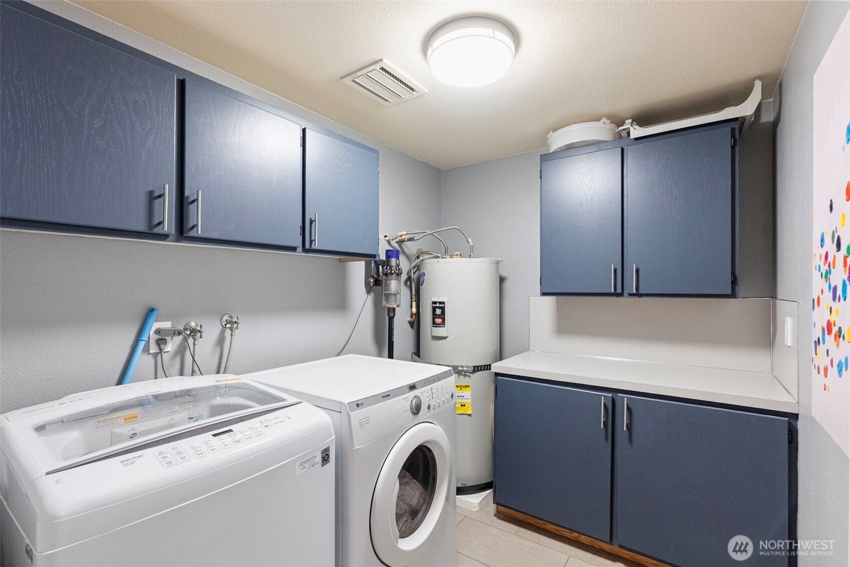 Gig Harbor, Washington, 98335, United States, 2 Bedrooms Bedrooms, ,4 BathroomsBathrooms,Residential,Active,1920248