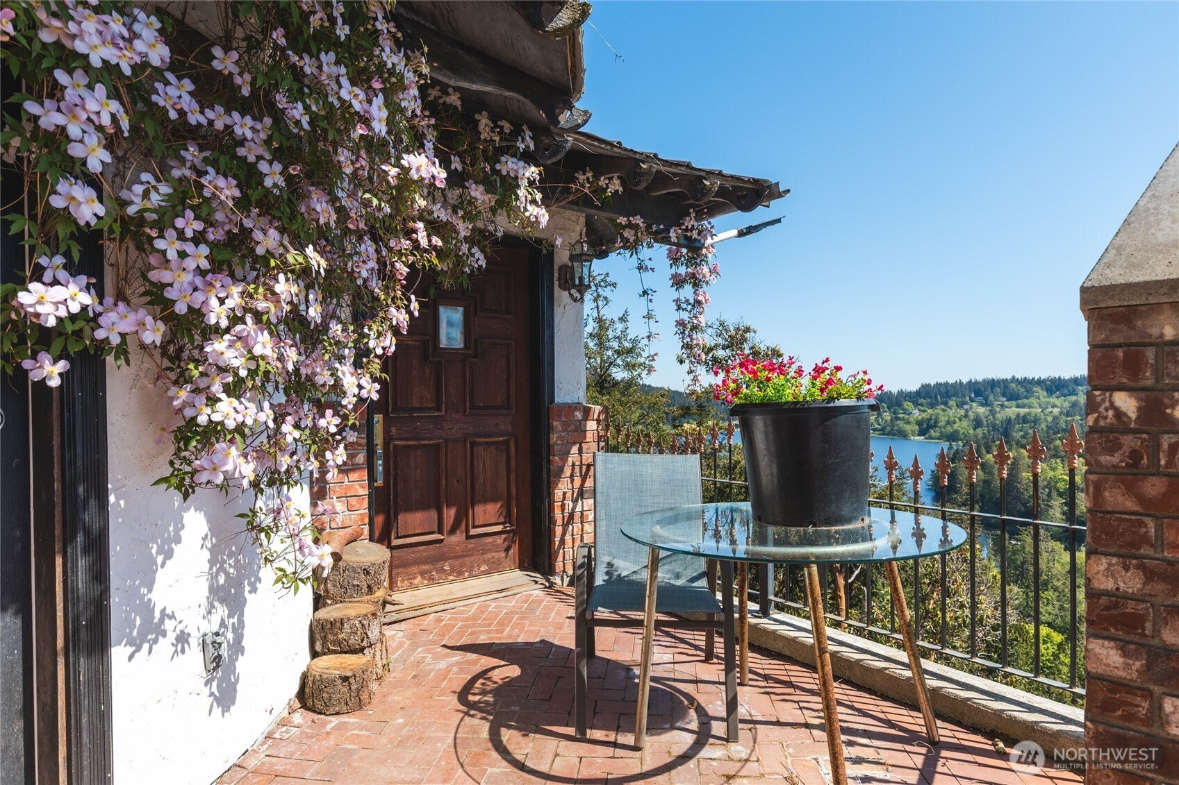 Anacortes, Washington, 98221, United States, 3 Bedrooms Bedrooms, ,2 BathroomsBathrooms,Residential,Active,1953003