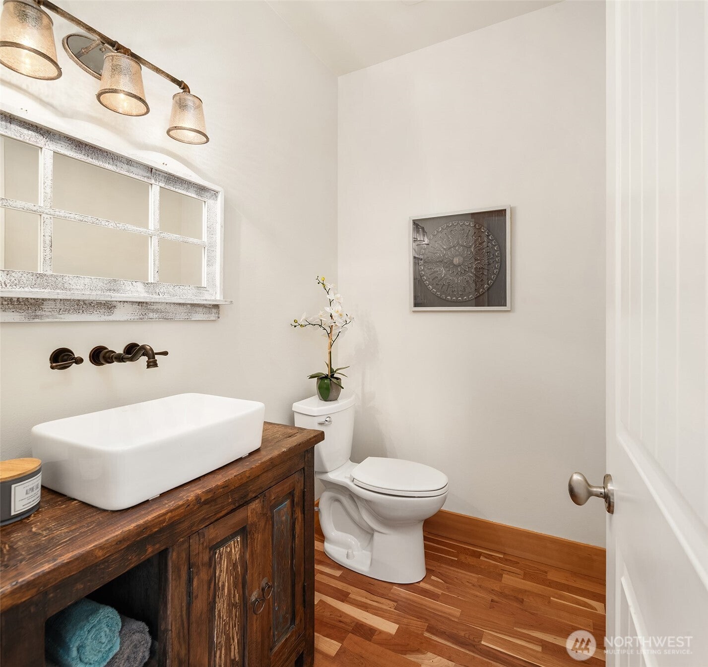 Carnation, Washington, 98014, United States, ,3 BathroomsBathrooms,Residential,Active,1871260