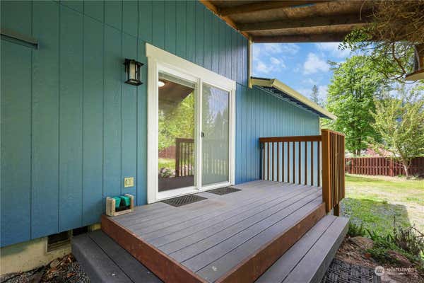 13018 532ND ST E, EATONVILLE, WA 98328, photo 3 of 33