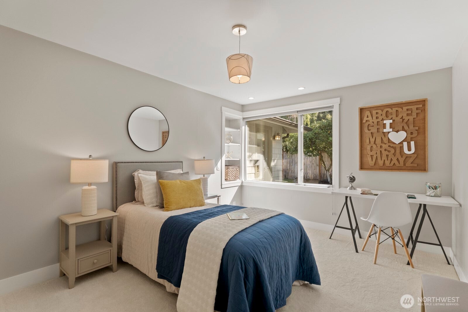 Seattle, Washington, 98136, United States, 4 Bedrooms Bedrooms, ,4 BathroomsBathrooms,Residential,Active,1945253